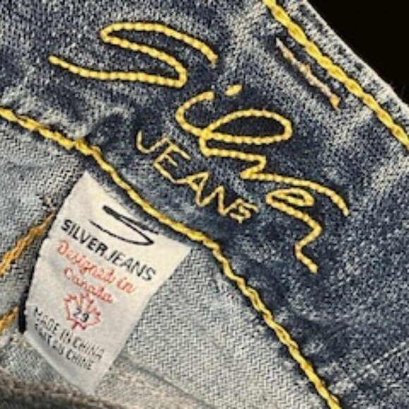 Women's Silver Jeans, Size 29/32 Suki Style. - Picture 10 of 11